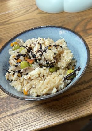 簡単！栄養満点！鯖の炊き込みご飯-レシピのメイン写真
