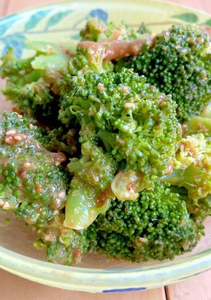 【醤油麹】【甘酒】ブロッコリーの胡麻和え-レシピのメイン写真