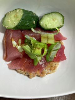 納豆とまぐろの刺身、きゅうりのおつまみ-レシピのメイン写真
