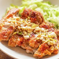 基本からアレンジまで！思わずつくりたくなる「鶏もも肉 1000」の