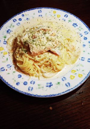 サーモンとたまねぎのレモンクリームパスタ-レシピのメイン写真
