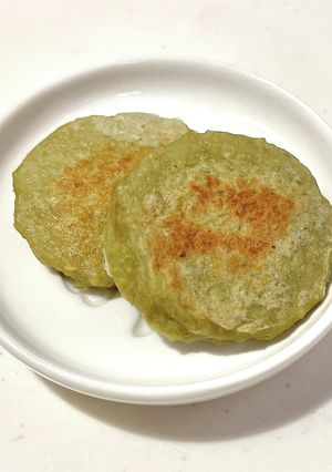 離乳食　青汁バナナオートミールおやき-レシピのメイン写真