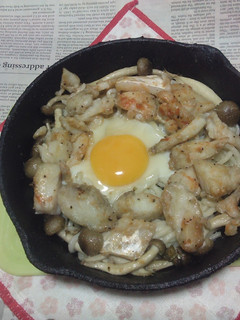 真鱈のムニエルぶなしめじの月見焼きうどん-レシピのメイン写真