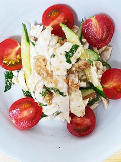 鶏むね肉と夏野菜の梅しそサラダ-レシピのメイン写真