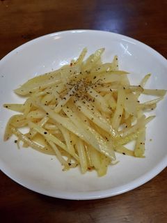 細切りポテトのレモン炒め-レシピのメイン写真