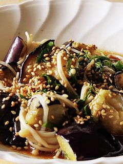 レンジde茄子とエノキ梅肉和え☆そうめん-レシピのメイン写真