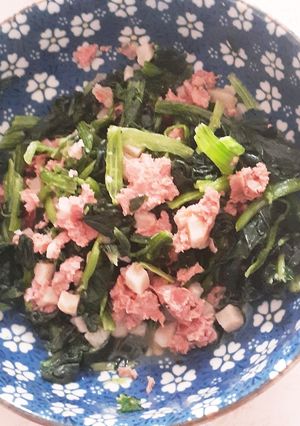 簡単★ほうれん草とコンビーフのレンチン-レシピのメイン写真