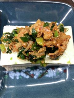 ニラ豚キムチもやし炒めの冷奴 263-レシピのメイン写真