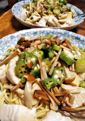 オクラと旨味えのき茸と鶏むね肉のパスタ-レシピのメイン写真