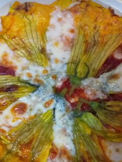 かぼちゃの花ピザ-レシピのメイン写真