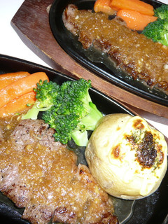 安い肉でもおいしいステーキの焼き方♡-レシピのメイン写真