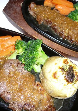 安い肉でもおいしいステーキの焼き方♡-レシピのメイン写真