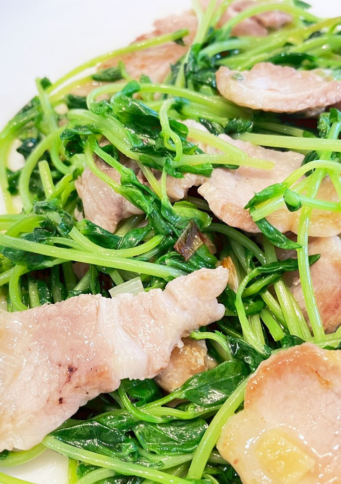 豚肉と豆苗の塩炒め-レシピのメイン写真