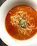 ブイヤベースと味噌で旨辛ラーメン
