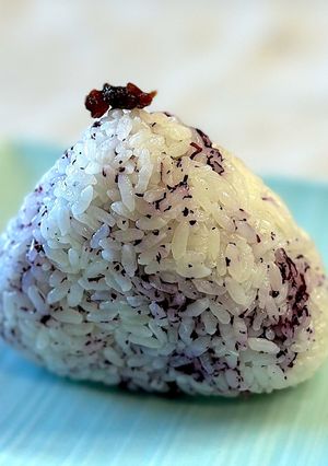 ゆかりご飯であさりの佃煮おにぎり-レシピのメイン写真