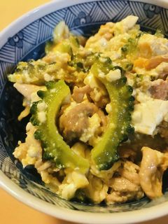 豚こまぎれ肉●豚玉ゴーヤーチャンプルー丼-レシピのメイン写真