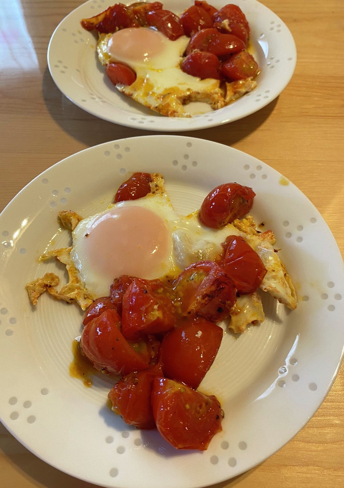 ミニトマトの目玉焼き-レシピのメイン写真