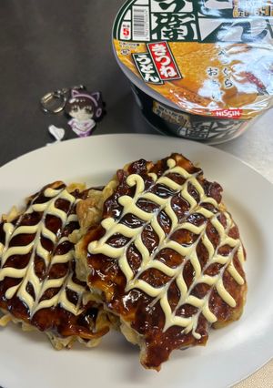 じろにも風どん兵衛お好み焼き【J.E】-レシピのメイン写真