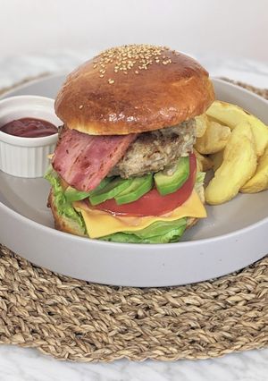 アボカドベーコンレタストマトハンバーガー-レシピのメイン写真