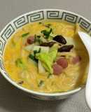 余った辛ラーメンの粉で ロゼ辛うどん
