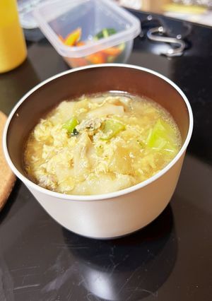 【リメイクレシピ】焼き餃子で中華風スープ-レシピのメイン写真