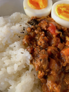 暑い日に!夏野菜のトマトキーマカレー!-レシピのメイン写真