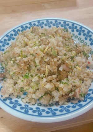 セロリの葉っぱでさっぱり炒飯-レシピのメイン写真