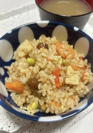 玄米の炊き込みご飯-レシピのメイン写真