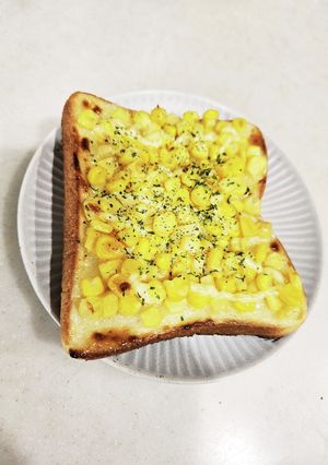 簡単！コク旨コーンマヨトースト-レシピのメイン写真