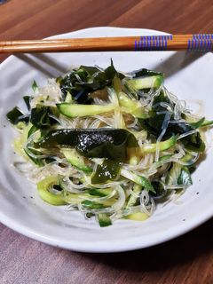 春雨とキュウリ、わかめの酢の物-レシピのメイン写真