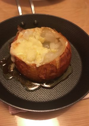 新玉ねぎの丸ごとグラタン-レシピのメイン写真