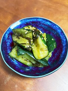 潰して割って!胡瓜と塩昆布のナムル風♪-レシピのメイン写真