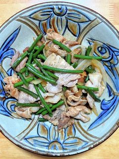 豚こま肉とニンニクの芽のガーリック炒め-レシピのメイン写真