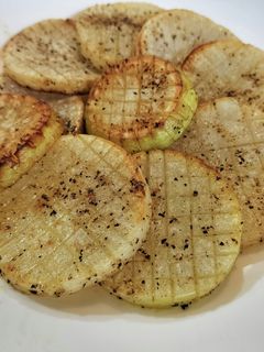 農家の食卓〜大根のバターソテー-レシピのメイン写真