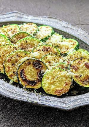 シンプルうまい！焼きズッキーニ-レシピのメイン写真