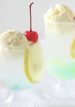 琥珀糖で作るクリームソーダ-レシピのメイン写真