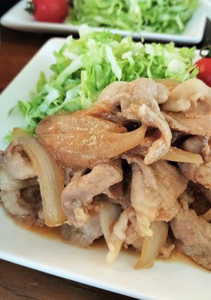 玉ねぎたっぷり豚肉の生姜焼き QC-レシピのメイン写真