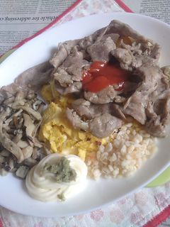 豚ロース薄切り肉+炒り卵ぶなしめじ炒め-レシピのメイン写真