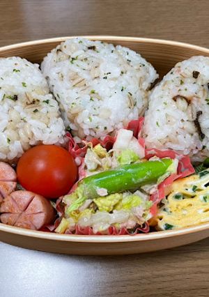 梅と昆布のだしおにぎり-レシピのメイン写真