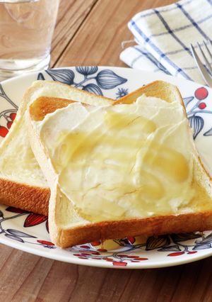 甘こしみそとクリームチーズのトースト-レシピのメイン写真
