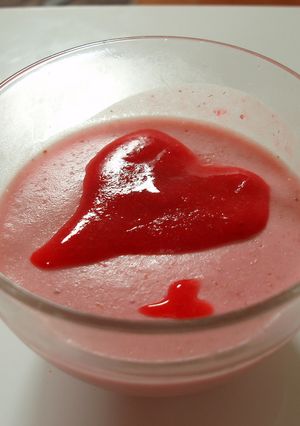 とっても簡単❤いちごいっぱいミルクプリン-レシピのメイン写真