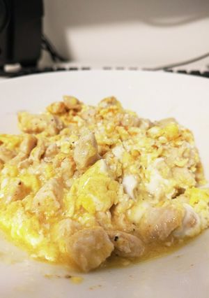 【タバスコ】むね肉卵チーズオムレツ-レシピのメイン写真