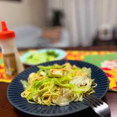 รูปของ レタスを使い切る！レタスとイカのパスタ