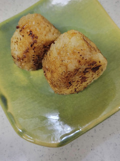 バター醤油の焼きおにぎり-レシピのメイン写真