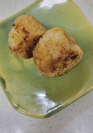 バター醤油の焼きおにぎり-レシピのメイン写真