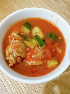 鶏肉のトマト煮込みのスープ-レシピのメイン写真