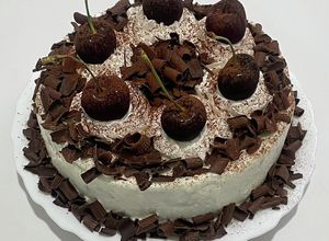 黒い森のさくらんぼケーキ キルシュトルテ-レシピのメイン写真
