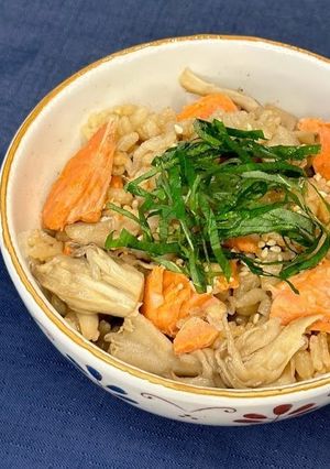【腸活】鮭と舞茸の炊き込ごはん-レシピのメイン写真