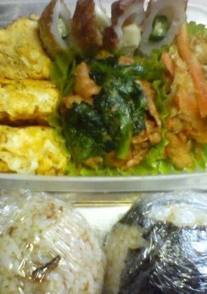 お弁当に。豚コマと青菜のトマトチーズ炒め-レシピのメイン写真