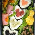 簡単ハートの愛情おにぎり弁当
